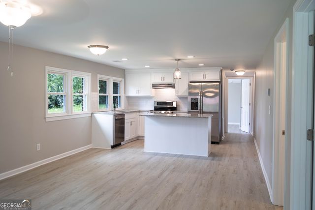 2292 Blacksnake Road, Mount Airy, GA 30563