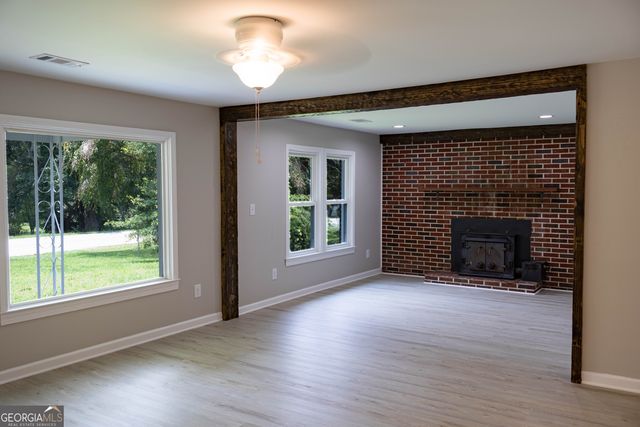 2292 Blacksnake Road, Mount Airy, GA 30563