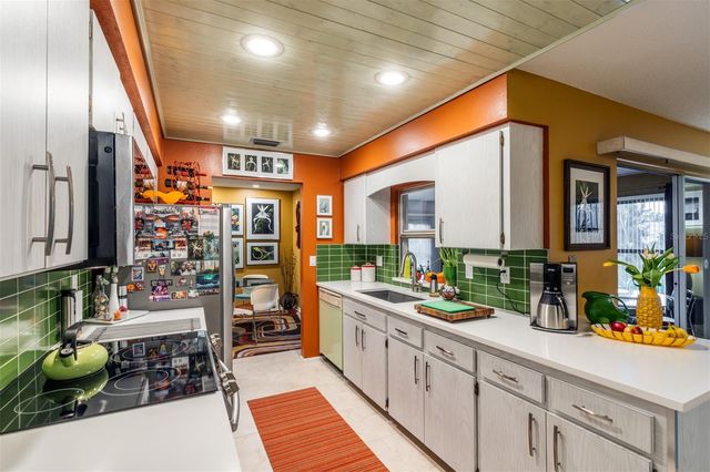 2360 BAL HARBOUR DRIVE, Venice, FL 34293