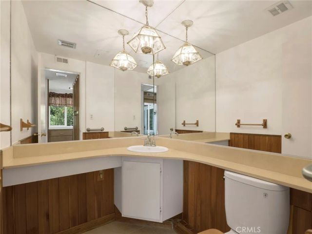 22300 James Alan Circle 3, Chatsworth, CA 91311
