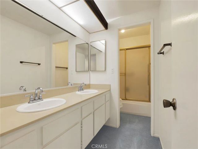 22300 James Alan Circle 3, Chatsworth, CA 91311