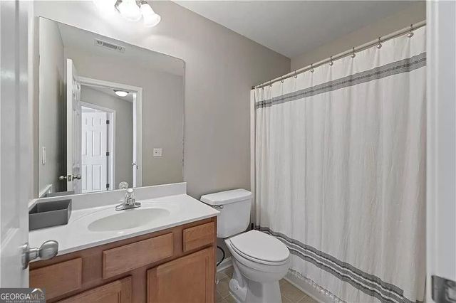 1964 Lakeshore Overlook Circle NW, Kennesaw, GA 30152