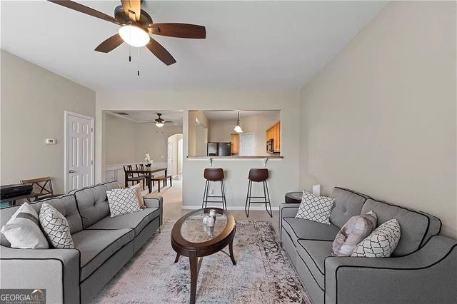 1964 Lakeshore Overlook Circle NW, Kennesaw, GA 30152