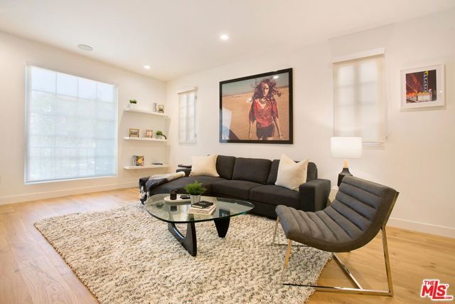 418 N Stanley Avenue 420, Los Angeles, CA 90036