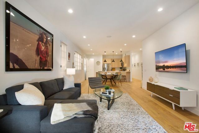 418 N Stanley Avenue 420, Los Angeles, CA 90036