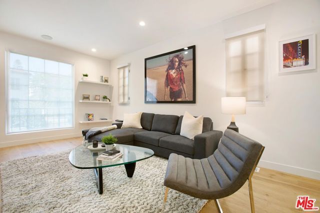 418 N Stanley Avenue 420, Los Angeles, CA 90036