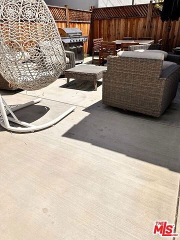 418 N Stanley Avenue 420, Los Angeles, CA 90036