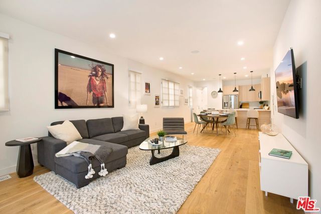 418 N Stanley Avenue 420, Los Angeles, CA 90036