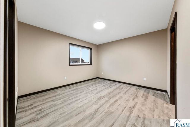 3206 Noble Drive, Mankato, MN 56001