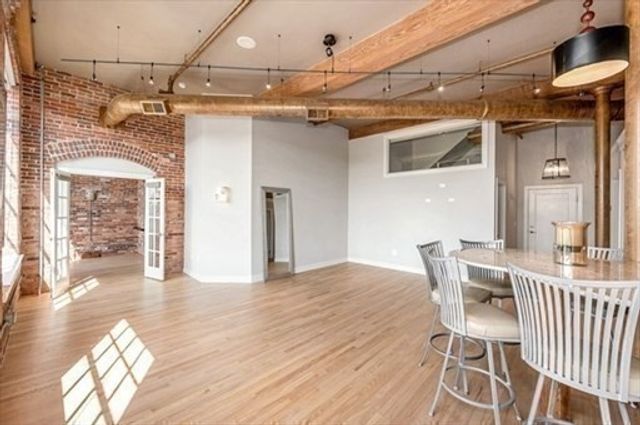 491 Dutton St 409, Lowell, MA 01854