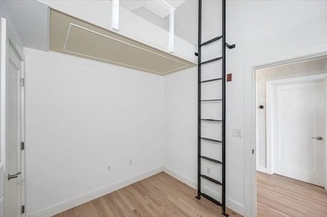 491 Dutton St 409, Lowell, MA 01854