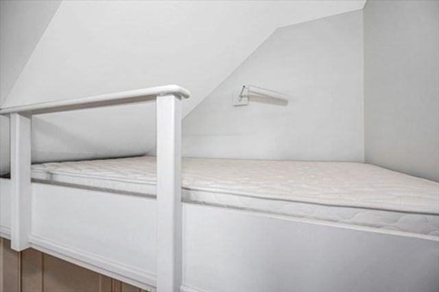 491 Dutton St 409, Lowell, MA 01854