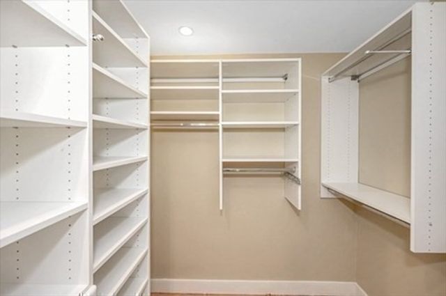 491 Dutton St 409, Lowell, MA 01854