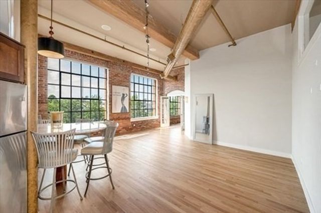 491 Dutton St 409, Lowell, MA 01854