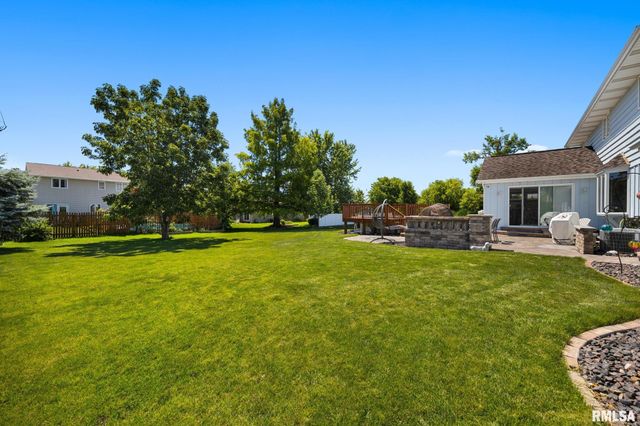 346 S NEBRASKA Avenue, Morton, IL 61550