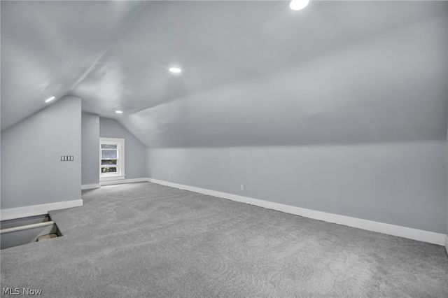 950 Haynes Street, Akron, OH 44307