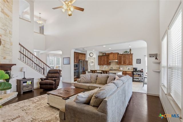 107 Brushy Creek, Victoria, TX 77904