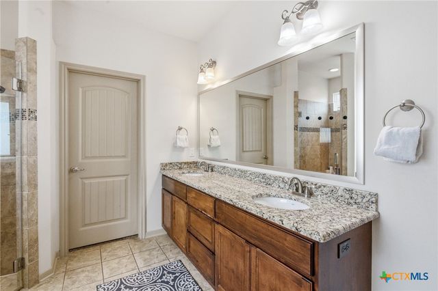 107 Brushy Creek, Victoria, TX 77904