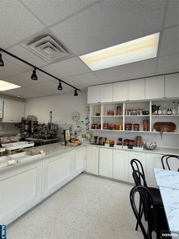 56 Homans, Closter, NJ 07624