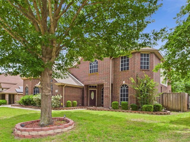 1264 Carriage Creek Drive, Desoto, TX 75115
