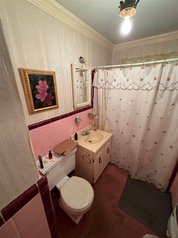 4405 Wayne Court N, Haltom City, TX 76117