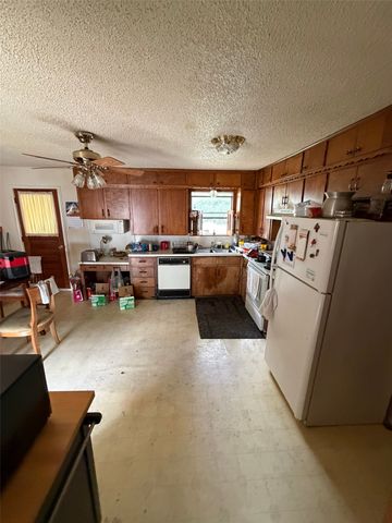 4405 Wayne Court N, Haltom City, TX 76117