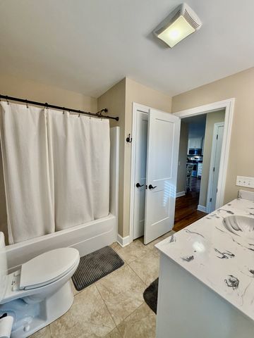 904 Fall River Rd, Lawrenceburg, TN 38464