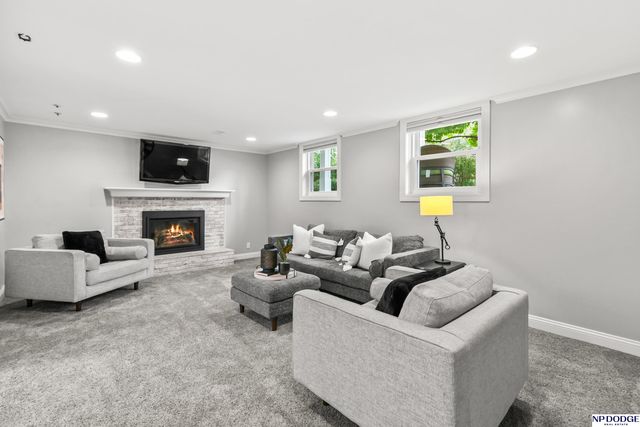 3342 S 114th Avenue, Omaha, NE 68144
