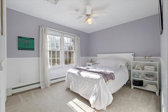 9 Fletcher St, Plainville, MA 02762