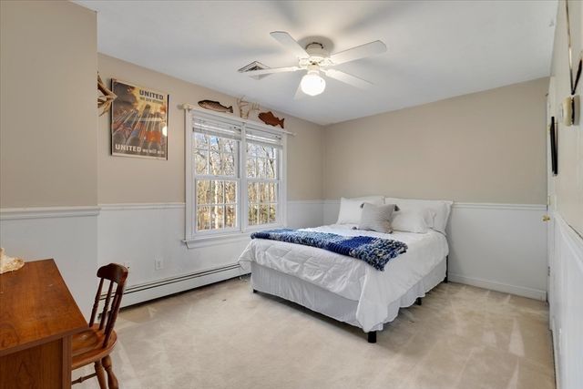 9 Fletcher St, Plainville, MA 02762