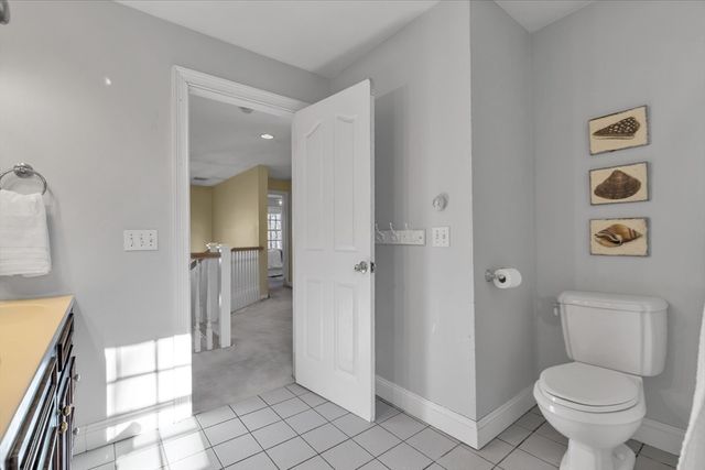 9 Fletcher St, Plainville, MA 02762