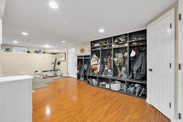 9 Fletcher St, Plainville, MA 02762