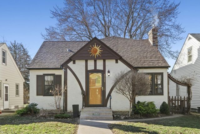 1132 Iowa Avenue W, Saint Paul, MN 55108