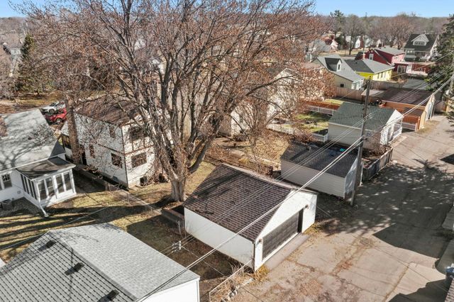 1132 Iowa Avenue W, Saint Paul, MN 55108