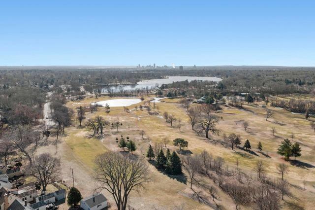 1132 Iowa Avenue W, Saint Paul, MN 55108