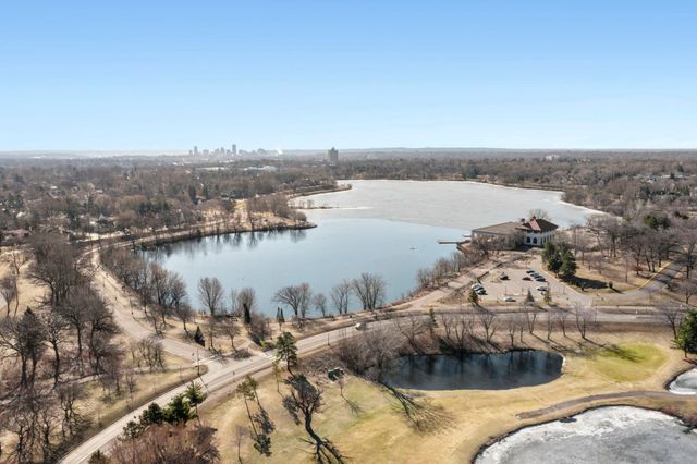 1132 Iowa Avenue W, Saint Paul, MN 55108