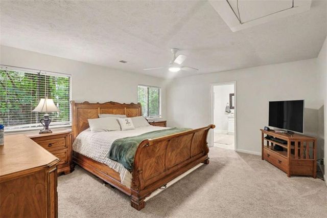 130 Ashley Oaks Drive, Mcdonough, GA 30253
