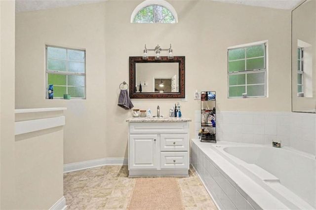 130 Ashley Oaks Drive, Mcdonough, GA 30253