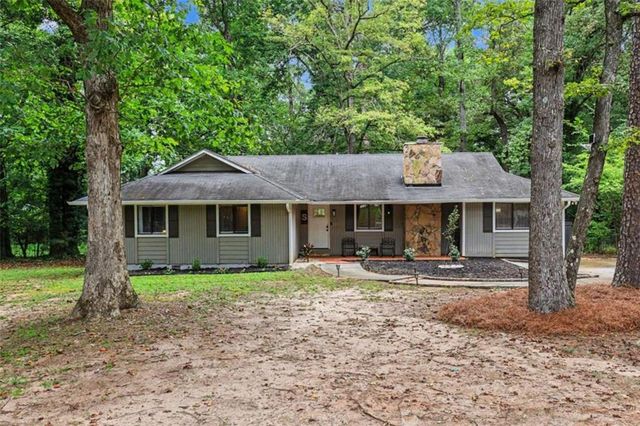 130 Ashley Oaks Drive, Mcdonough, GA 30253