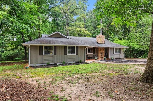 130 Ashley Oaks Drive, Mcdonough, GA 30253