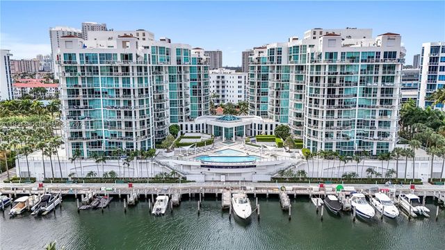 3131 NE 188th St 2-1005, Aventura, FL 33180