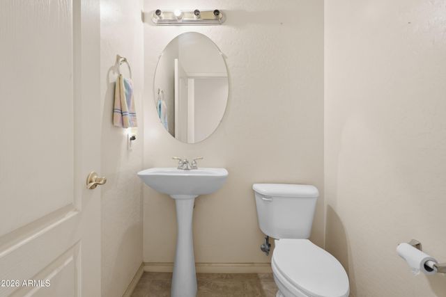 2935 E LEXINGTON Avenue, Gilbert, AZ 85234