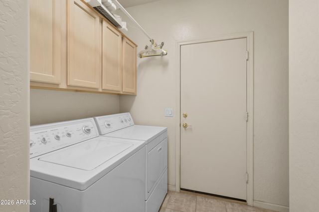 2935 E LEXINGTON Avenue, Gilbert, AZ 85234