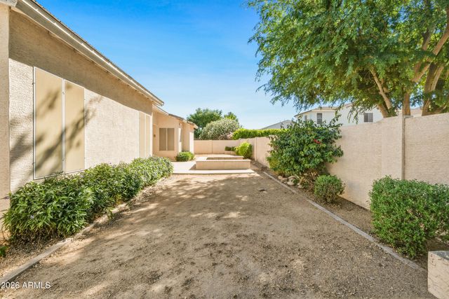 2935 E LEXINGTON Avenue, Gilbert, AZ 85234