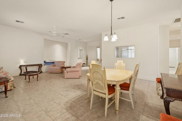 2935 E LEXINGTON Avenue, Gilbert, AZ 85234