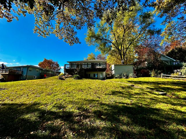 115 W Lakeview Drive, Lowell, IN 46356