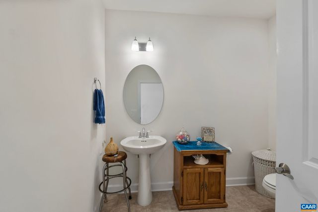 82 CRAPE MYRTLE DR, Palmyra, VA 22963