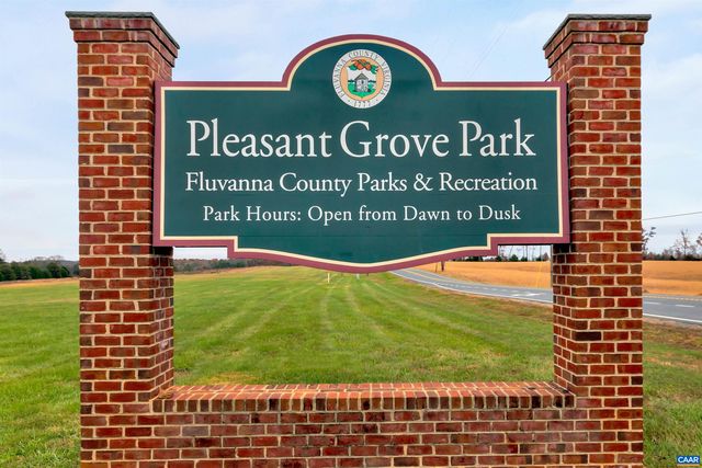 82 CRAPE MYRTLE DR, Palmyra, VA 22963