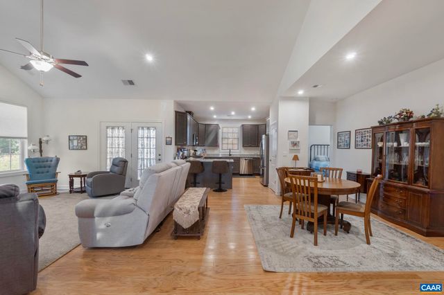 82 CRAPE MYRTLE DR, Palmyra, VA 22963