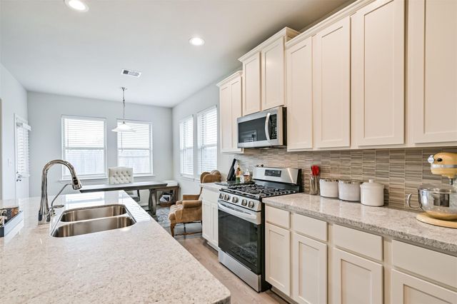 13710 Alaskan Brown Bear Trail, Crosby, TX 77532